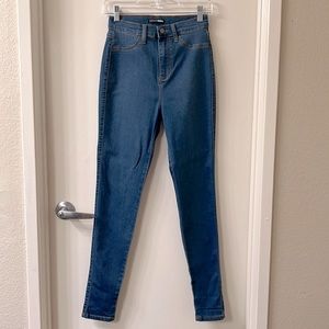 High waisted skinny jeans